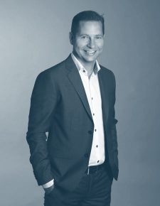 mattias-akerberg-450×580-tonad mattias-akerberg-450x580-tonad